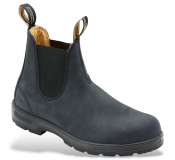 LES P'TITS SOULIERS DE BELLEVILLE - Chausseur à Paris